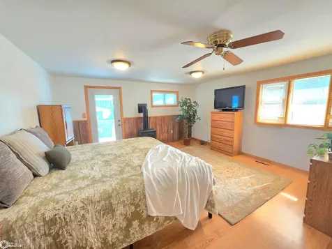 1016 E State Street Mason City IA 50401