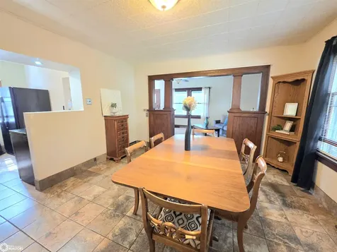 1016 E State Street Mason City IA 50401