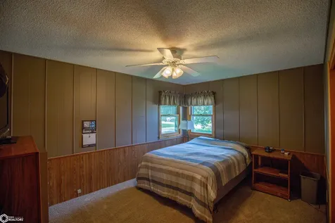 636 Way Avenue Woden IA 50484