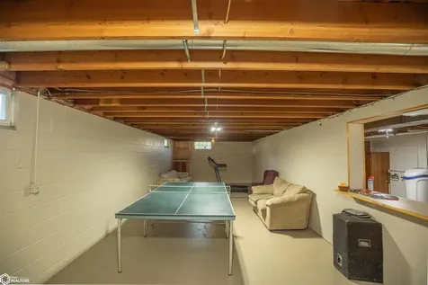 636 Way Avenue Woden IA 50484