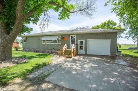 636 Way Avenue Woden IA 50484
