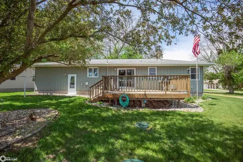 636 Way Avenue Woden IA 50484