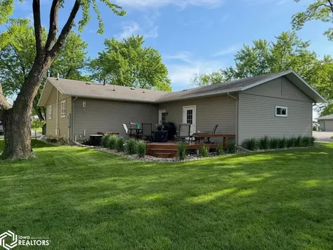 517 N Putnam Street Algona IA 50511