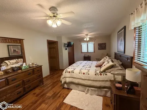 517 N Putnam Street Algona IA 50511