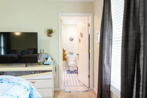 1716 Hillary Burlington IA 52601