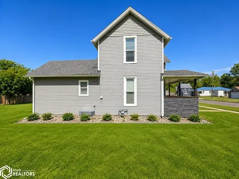303 Gamble Street Columbus Junction IA 52738