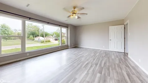 800 E Broadway Avenue Fairfield IA 52556