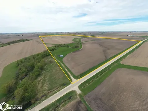 1949 110th Avenue Masonville IA 50654
