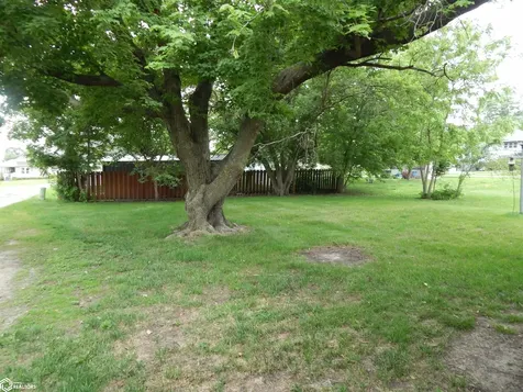 602 S 4th Montezuma IA 50171
