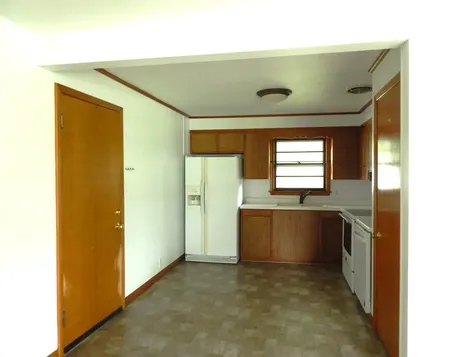 602 S 4th Montezuma IA 50171