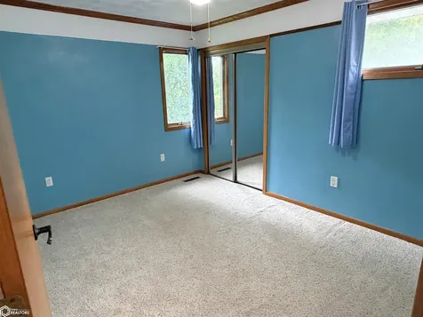 908 S 8th Street Fairfield IA 52556