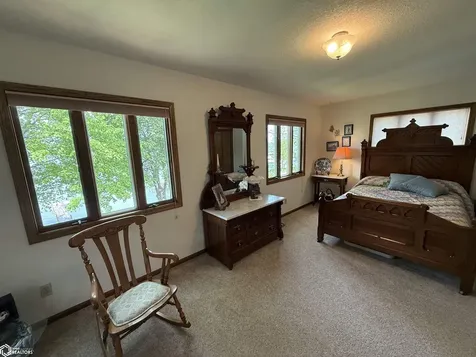 15374 Dodge Avenue Clear Lake IA 50428