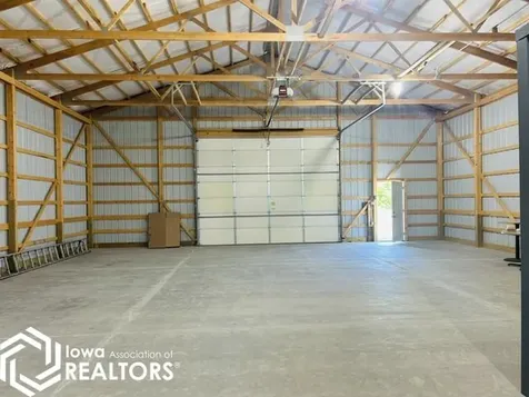 224B Woodland West Road Montezuma IA 50171