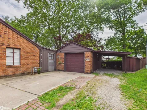 411 N Milner Street Ottumwa IA 52501