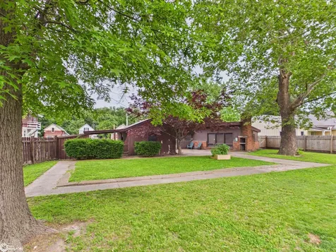 411 N Milner Street Ottumwa IA 52501