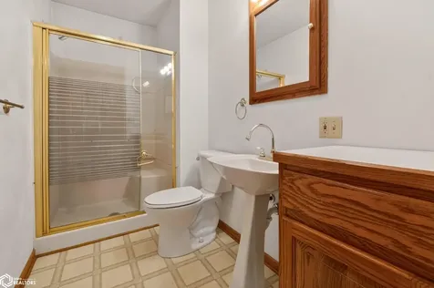 2842 Smith Avenue Marshalltown IA 50158