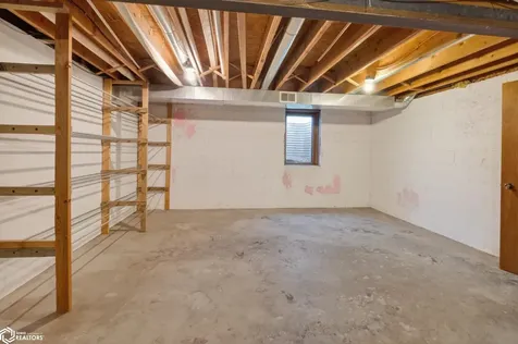 2842 Smith Avenue Marshalltown IA 50158