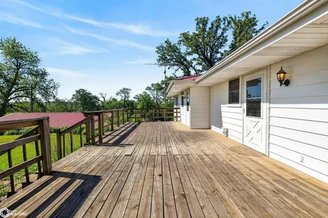 2842 Smith Avenue Marshalltown IA 50158