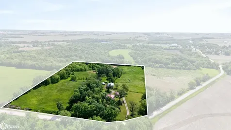 2842 Smith Avenue Marshalltown IA 50158