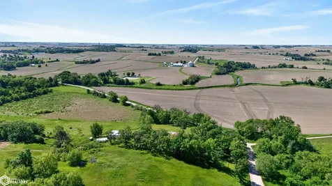 2842 Smith Avenue Marshalltown IA 50158