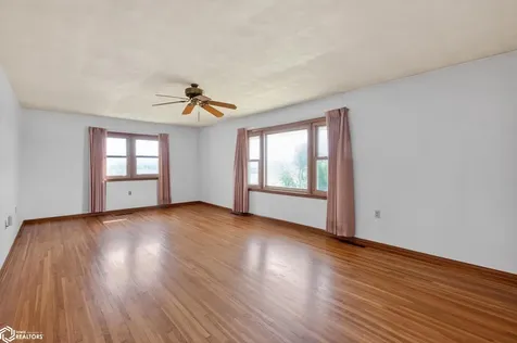2842 Smith Avenue Marshalltown IA 50158