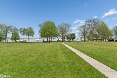 4592 Asbury Drive Clear Lake IA 50428