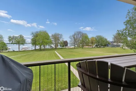 4592 Asbury Drive Clear Lake IA 50428