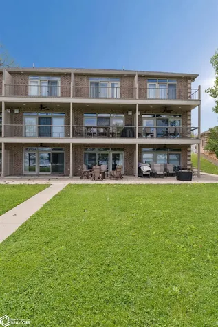 4592 Asbury Drive Clear Lake IA 50428