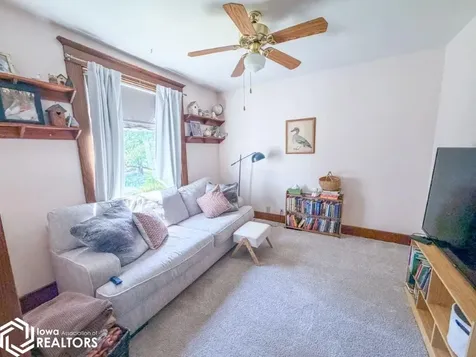 1440 170th Street Hampton IA 50441