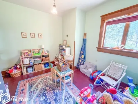1440 170th Street Hampton IA 50441