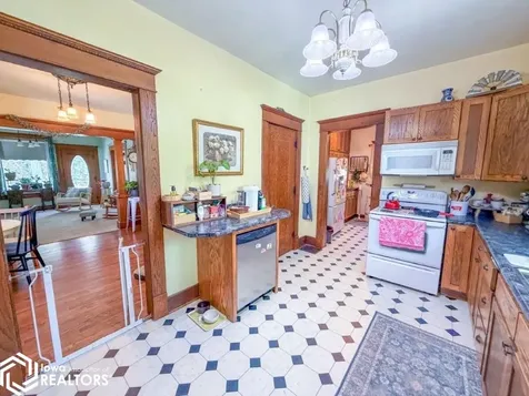 1440 170th Street Hampton IA 50441