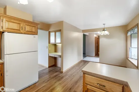 1021 15th Street SE Mason City IA 50401