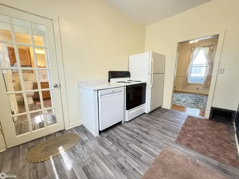 207 3rd Street SE Hampton IA 50441