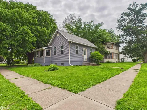 402 4th Avenue W Oskaloosa IA 52577