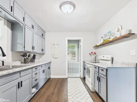 402 4th Avenue W Oskaloosa IA 52577