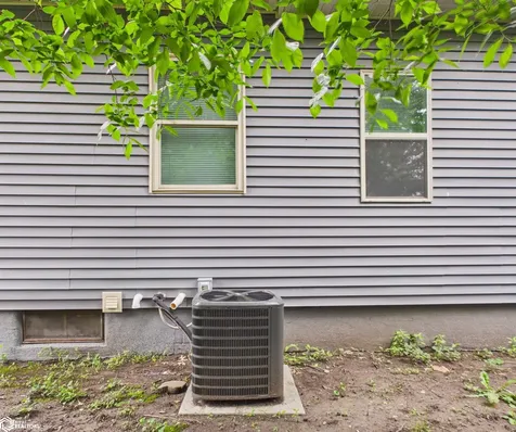 402 4th Avenue W Oskaloosa IA 52577