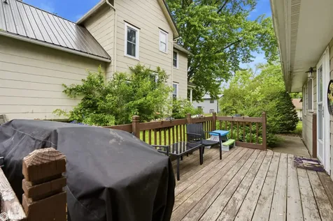 310 N Pine Street New London IA 52645