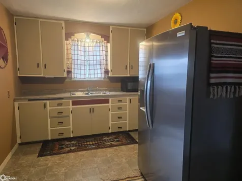 2790 220th Street Fairfield IA 52556
