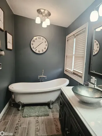 42 Golf View Court Garner IA 50438