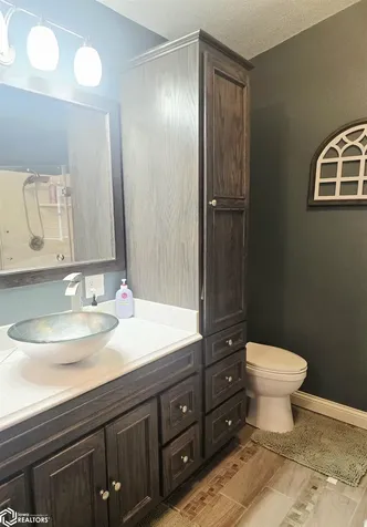 42 Golf View Court Garner IA 50438