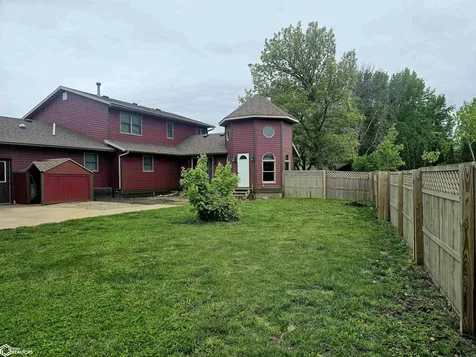 42 Golf View Court Garner IA 50438