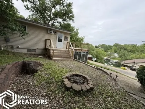 1285 Lakeshore Drive Brooklyn IA 52211