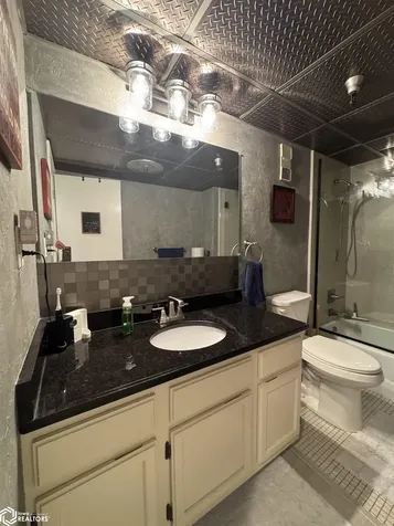 2700 N Shore Drive Clear Lake IA 50428