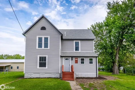 632 Woodlawn Street Traer IA 50675