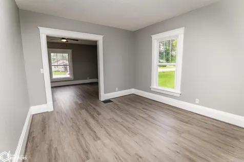 632 Woodlawn Street Traer IA 50675