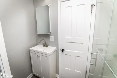 632 Woodlawn Street Traer IA 50675