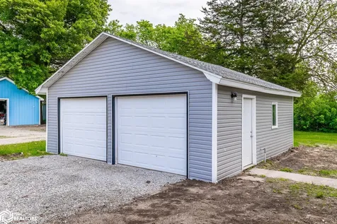 632 Woodlawn Street Traer IA 50675