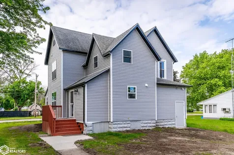 632 Woodlawn Street Traer IA 50675