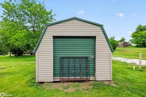 2172 Anchor Drive Garwin IA 50632
