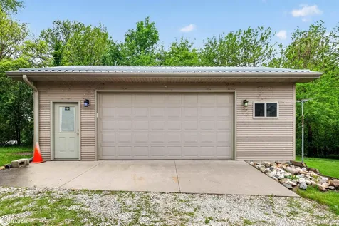 2172 Anchor Drive Garwin IA 50632